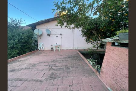 Casa à venda com 136m², 3 quartos e 2 vagas