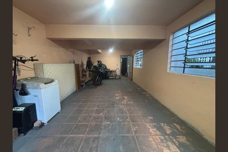 Casa à venda com 136m², 3 quartos e 2 vagas