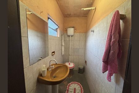 Casa à venda com 136m², 3 quartos e 2 vagas