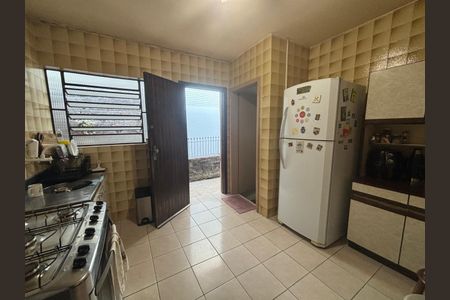 Casa à venda com 136m², 3 quartos e 2 vagas