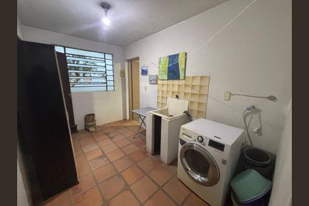 Casa à venda com 136m², 3 quartos e 2 vagas