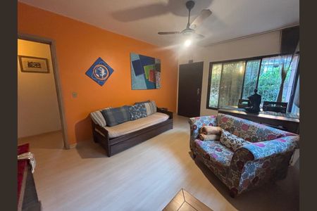 Casa à venda com 136m², 3 quartos e 2 vagas