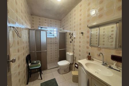 Casa à venda com 136m², 3 quartos e 2 vagas
