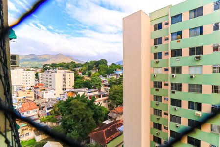 Sala vista de apartamento à venda com 2 quartos, 60m² em Todos Os Santos, Rio de Janeiro