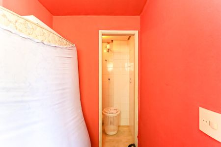 Apartamento à venda com 60m², 2 quartos e 1 vaga Apartamento à venda com 60m², 2 quartos e 1 vagaQuarto de Serviço