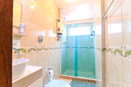 Apartamento à venda com 60m², 2 quartos e 1 vaga Apartamento à venda com 60m², 2 quartos e 1 vagaBanheiro