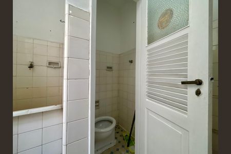 Apartamento à venda com 40m², 1 quarto e sem vaga Apartamento à venda com 40m², 1 quarto e sem vagaBanheiro de serviço