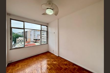Apartamento à venda com 40m², 1 quarto e sem vaga Apartamento à venda com 40m², 1 quarto e sem vagaQuarto