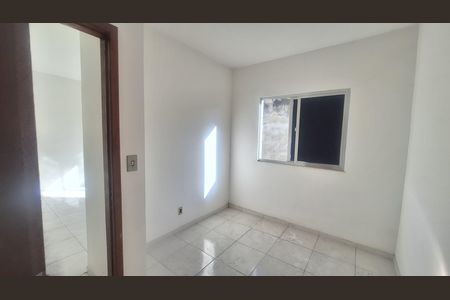 Quarto de casa para alugar com 2 quartos, 80m² em Vila Santa Cruz, Duque de Caxias
