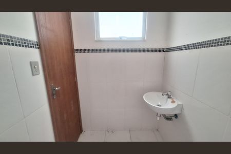Casa para alugar com 80m², 2 quartos e 1 vaga Casa para alugar com 80m², 2 quartos e 1 vagaBanheiro 2