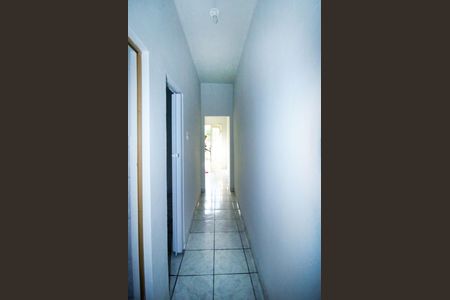 Sala - Corredor de casa para alugar com 1 quarto, 47m² em Parada de Lucas, Rio de Janeiro