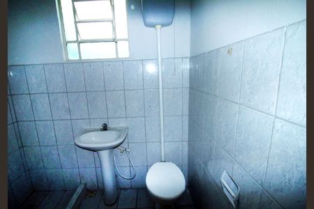 Banheiro de casa para alugar com 1 quarto, 47m² em Parada de Lucas, Rio de Janeiro