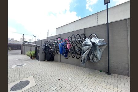 Área comum - Bicicletário de apartamento para alugar com 2 quartos, 33m² em Jardim Prudência, São Paulo
