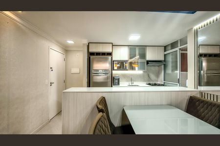 Apartamento à venda com 73m², 3 quartos e 2 vagas Apartamento à venda com 73m², 3 quartos e 2 vagasCozinha