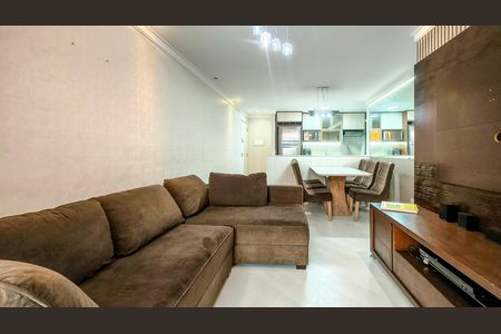 Apartamento à venda com 73m², 3 quartos e 2 vagas Apartamento à venda com 73m², 3 quartos e 2 vagasSala