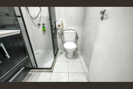 Apartamento à venda com 73m², 3 quartos e 2 vagas Apartamento à venda com 73m², 3 quartos e 2 vagasBanheiro da Suíte