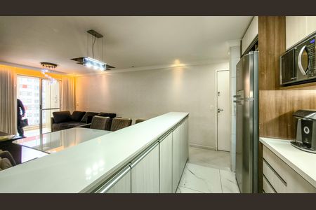 Apartamento à venda com 73m², 3 quartos e 2 vagas Apartamento à venda com 73m², 3 quartos e 2 vagasCozinha