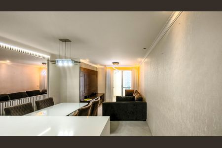 Sala de apartamento à venda com 3 quartos, 73m² em Usina Piratininga, São Paulo