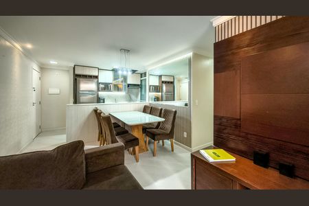 Apartamento à venda com 73m², 3 quartos e 2 vagas Apartamento à venda com 73m², 3 quartos e 2 vagasSala