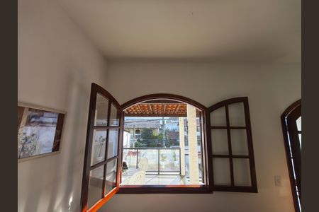 Casa à venda com 300m², 4 quartos e 1 vaga