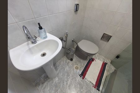 Casa à venda com 300m², 4 quartos e 1 vaga