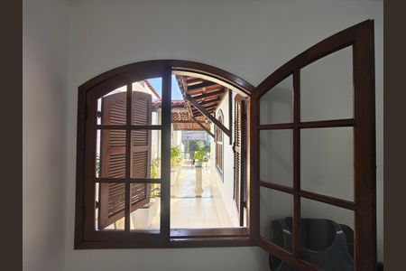 Casa à venda com 300m², 4 quartos e 1 vaga