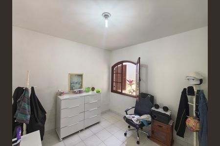 Casa à venda com 300m², 4 quartos e 1 vaga