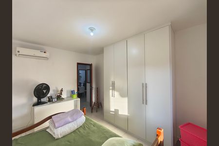 Casa à venda com 300m², 4 quartos e 1 vaga
