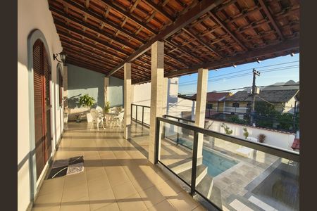 Casa à venda com 300m², 4 quartos e 1 vaga