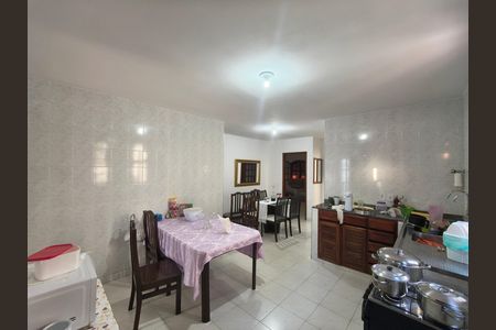 Casa à venda com 4 quartos, 300m² em Curicica, Rio de Janeiro