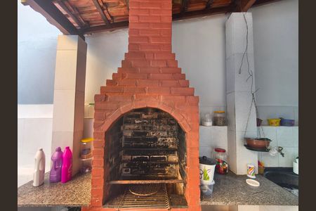 Casa à venda com 300m², 4 quartos e 1 vaga