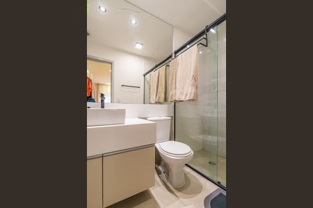 Apartamento para alugar com 68m², 2 quartos e 1 vaga Apartamento para alugar com 68m², 2 quartos e 1 vagaBanheiro da Suíte