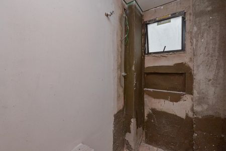 Banheiro de apartamento à venda com 1 quarto, 24m² em Vila Gea, São Paulo