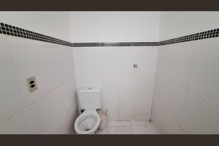 Casa para alugar com 80m², 2 quartos e 1 vaga Casa para alugar com 80m², 2 quartos e 1 vagaBanheiro 2