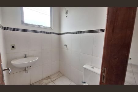 Casa para alugar com 80m², 2 quartos e 1 vaga Casa para alugar com 80m², 2 quartos e 1 vagaBanheiro