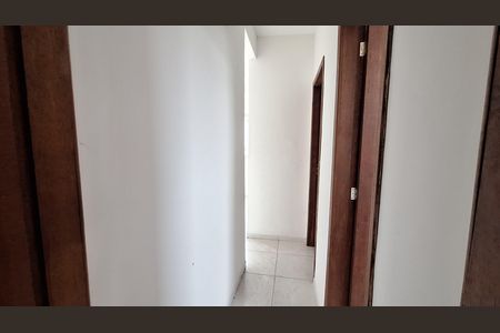 Casa para alugar com 80m², 2 quartos e 1 vaga Casa para alugar com 80m², 2 quartos e 1 vagaCorredor