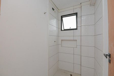 Banheiro de apartamento à venda com 1 quarto, 24m² em Vila Gea, São Paulo