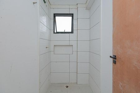 Banheiro de apartamento à venda com 1 quarto, 24m² em Vila Gea, São Paulo