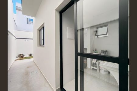 Casa de condomínio à venda com 152m², 3 quartos e 4 vagas Casa de condomínio à venda com 152m², 3 quartos e 4 vagasÁrea de Serviço