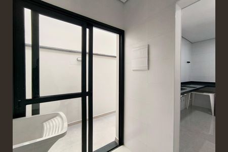 Casa de condomínio à venda com 152m², 3 quartos e 4 vagas Casa de condomínio à venda com 152m², 3 quartos e 4 vagasÁrea de Serviço