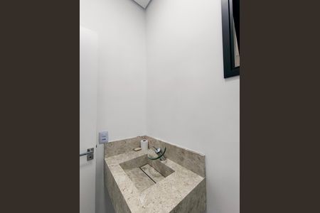Casa de condomínio à venda com 152m², 3 quartos e 4 vagas Casa de condomínio à venda com 152m², 3 quartos e 4 vagasLavabo
