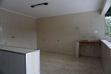 Casa para alugar com 220m², 4 quartos e 5 vagasLavanderia 1