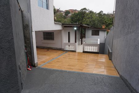 Casa para alugar com 220m², 4 quartos e 5 vagasGaragem