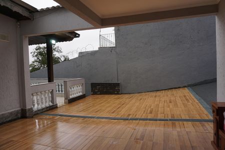 Casa para alugar com 220m², 4 quartos e 5 vagasGaragem