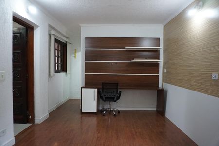 Casa para alugar com 220m², 4 quartos e 5 vagasSuíte 1