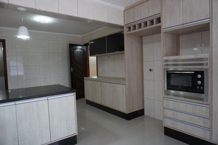 Casa para alugar com 220m², 4 quartos e 5 vagasCozinha