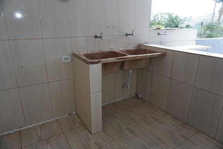 Casa para alugar com 220m², 4 quartos e 5 vagasLavanderia 1