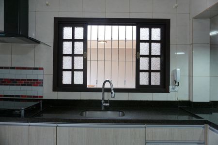 Casa para alugar com 220m², 4 quartos e 5 vagasCozinha