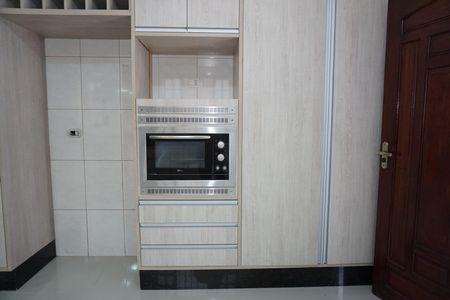 Casa para alugar com 220m², 4 quartos e 5 vagasCozinha