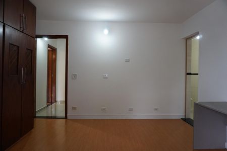 Casa para alugar com 220m², 4 quartos e 5 vagasSuíte 2